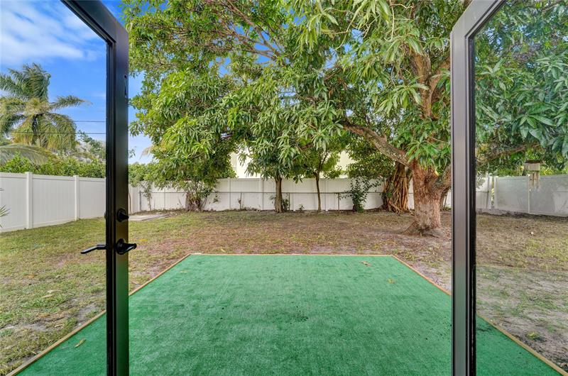 Wilton Manors, Florida, 33305, United States, 3 Bedrooms Bedrooms, ,2 BathroomsBathrooms,Residential,For Sale,1989251