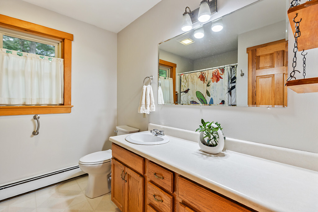 Rome, Maine, 04963, United States, 4 Bedrooms Bedrooms, ,2 BathroomsBathrooms,Residential,For Sale,1948503