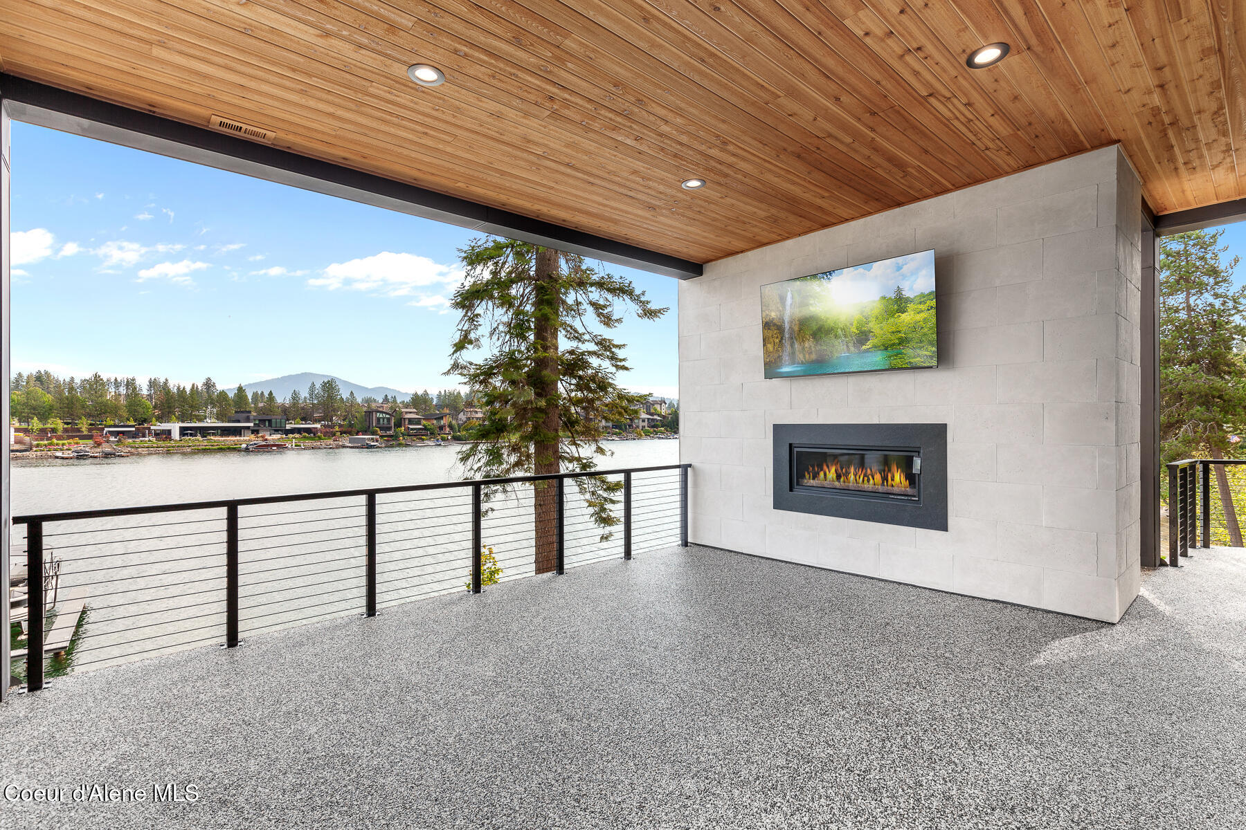 Coeur d'Alene, Idaho, 83814, United States, 5 Bedrooms Bedrooms, ,6 BathroomsBathrooms,Residential,For Sale,1920855