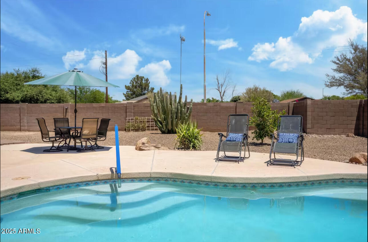 Peoria, Arizona, 85381, United States, 3 Bedrooms Bedrooms, ,Residential,For Sale,1895850