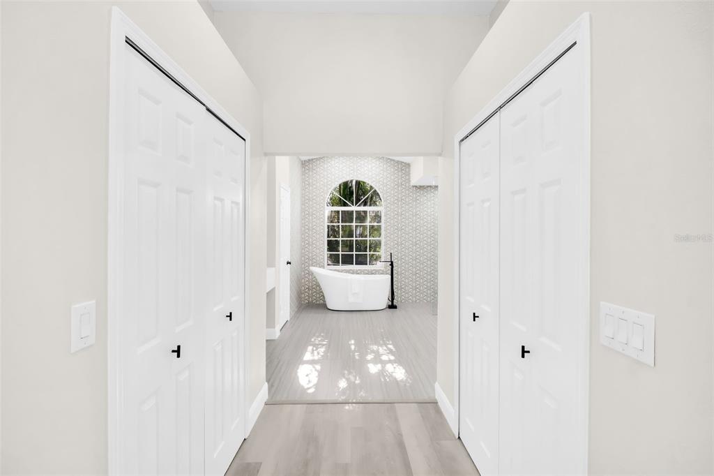 Palm Harbor, Florida, 34683, United States, 4 Bedrooms Bedrooms, ,3 BathroomsBathrooms,Residential,For Sale,1989112