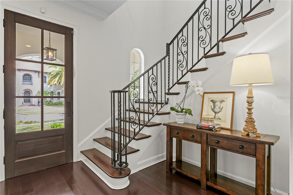 Tampa, Florida, 33629, United States, 4 Bedrooms Bedrooms, ,4 BathroomsBathrooms,Residential,For Sale,1885356