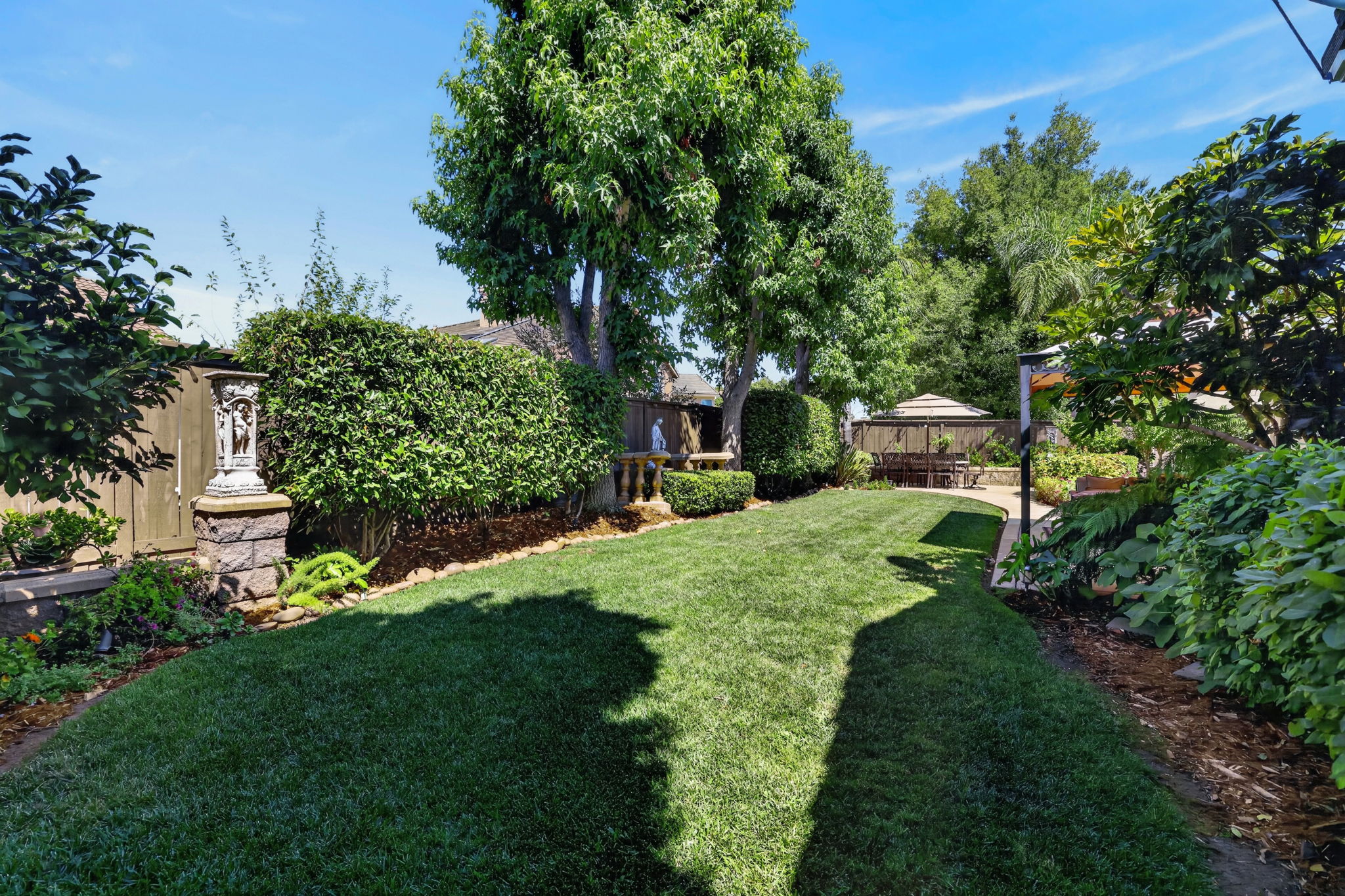  3729 Lake Terrace Drive, Elk Grove, CA 95758 - 物件實景