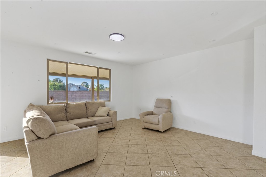 Menifee, California, 92584, United States, 3 Bedrooms Bedrooms, ,3 BathroomsBathrooms,Residential,For Sale,1987755