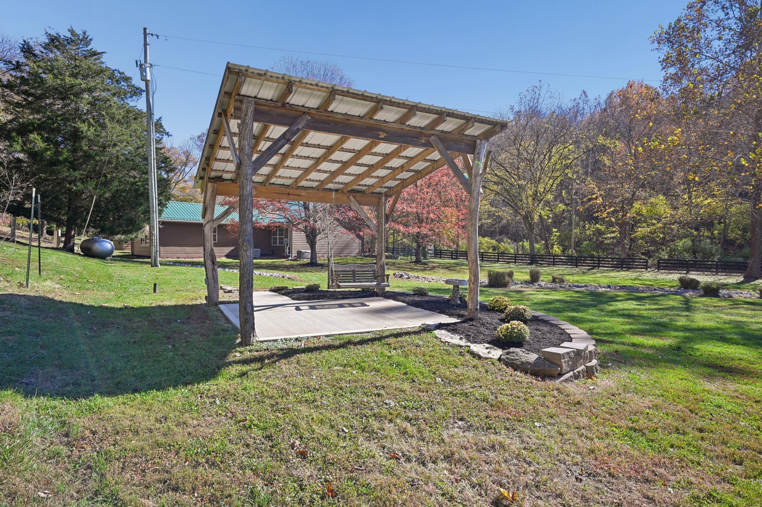 Burlington, Kentucky, 41005, United States, 3 Bedrooms Bedrooms, ,2 BathroomsBathrooms,Residential,For Sale,1989647