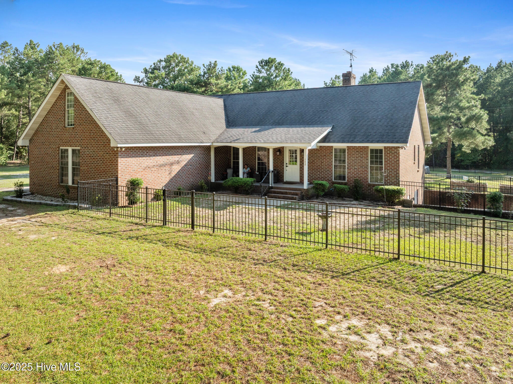 Ellerbe, North Carolina, 28338, United States, 3 Bedrooms Bedrooms, ,2 BathroomsBathrooms,Residential,For Sale,1926015