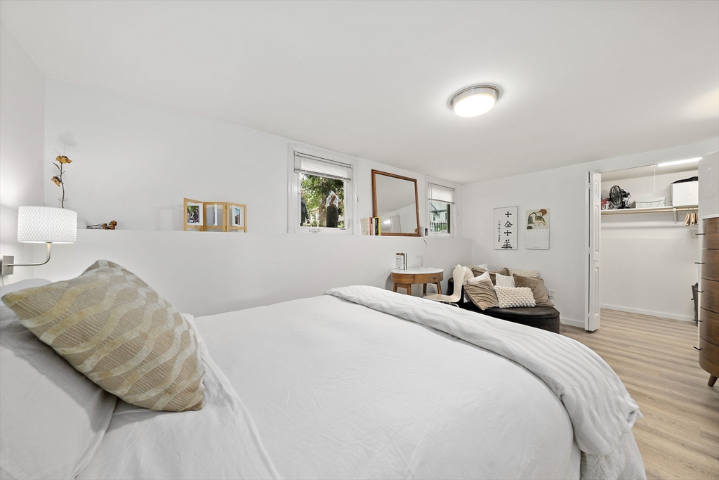 Boston, Massachusetts, 02130, United States, 4 Bedrooms Bedrooms, ,3 BathroomsBathrooms,Residential,For Sale,1925260