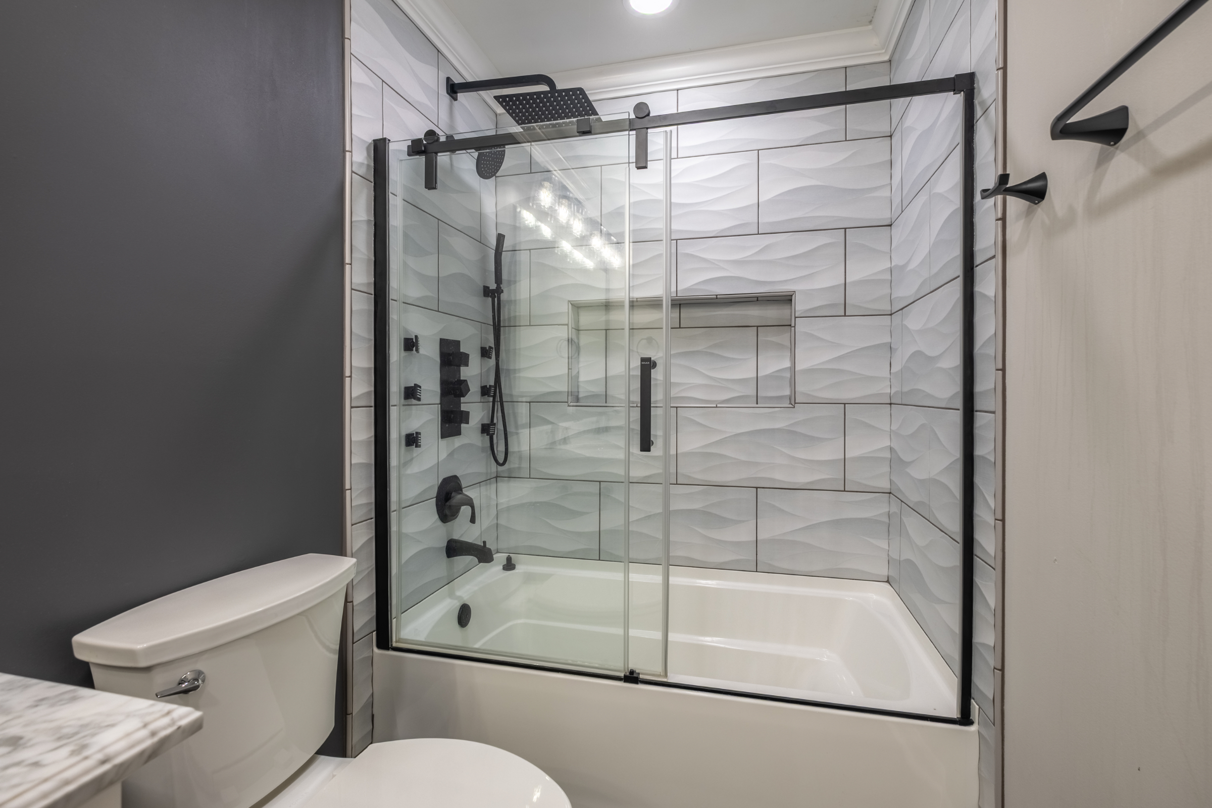 Stanley, North Carolina, 28164, United States, 6 Bedrooms Bedrooms, ,4 BathroomsBathrooms,Residential,For Sale,1976979