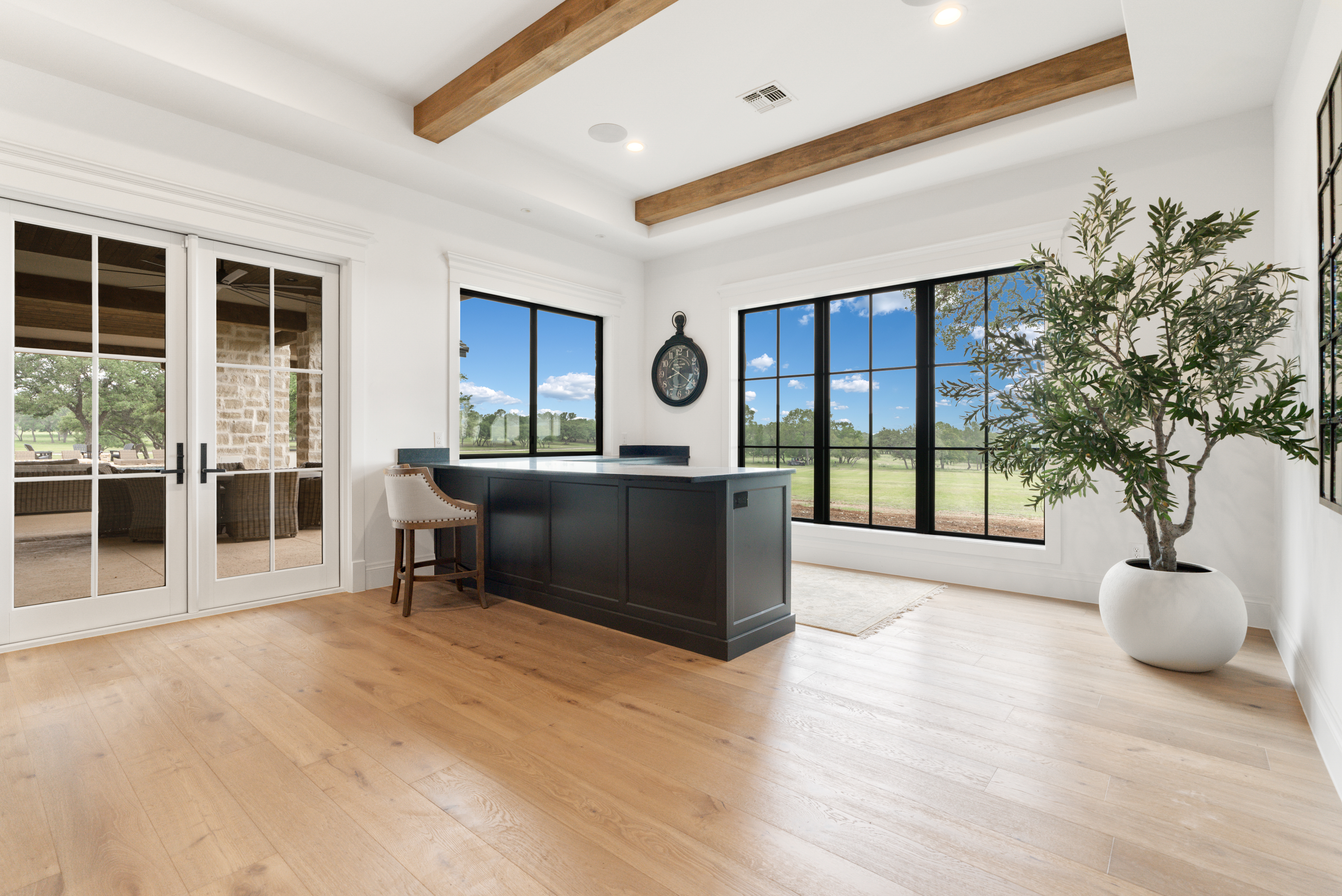  Rolling Oaks Ranch: The Pinnacle of Private Estate Living - 物件實景