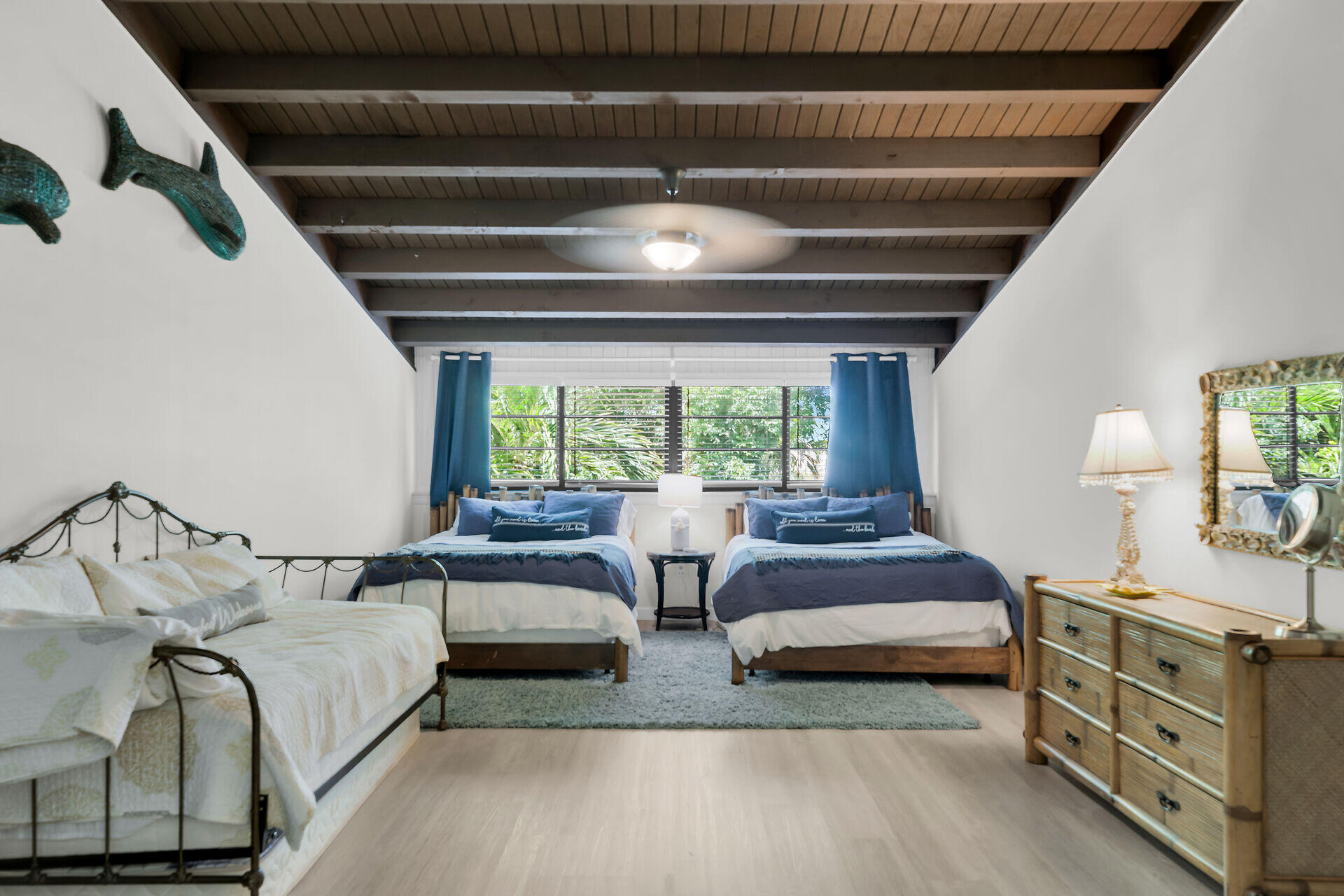 ISLAMORADA, Florida, 33036, United States, 2 Bedrooms Bedrooms, ,2 BathroomsBathrooms,Residential,For Sale,1874180