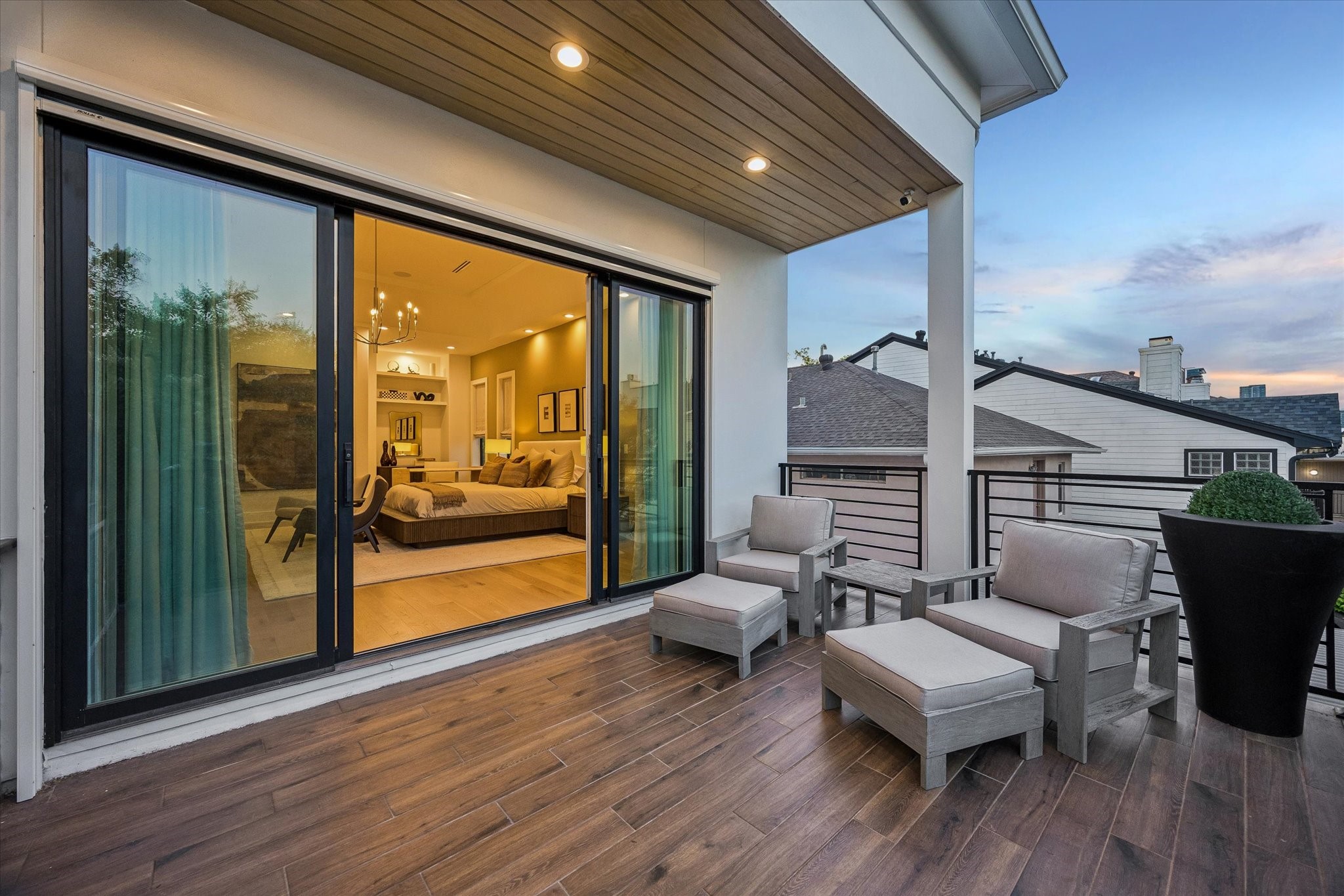  2215 Driscoll Street - 物件實景