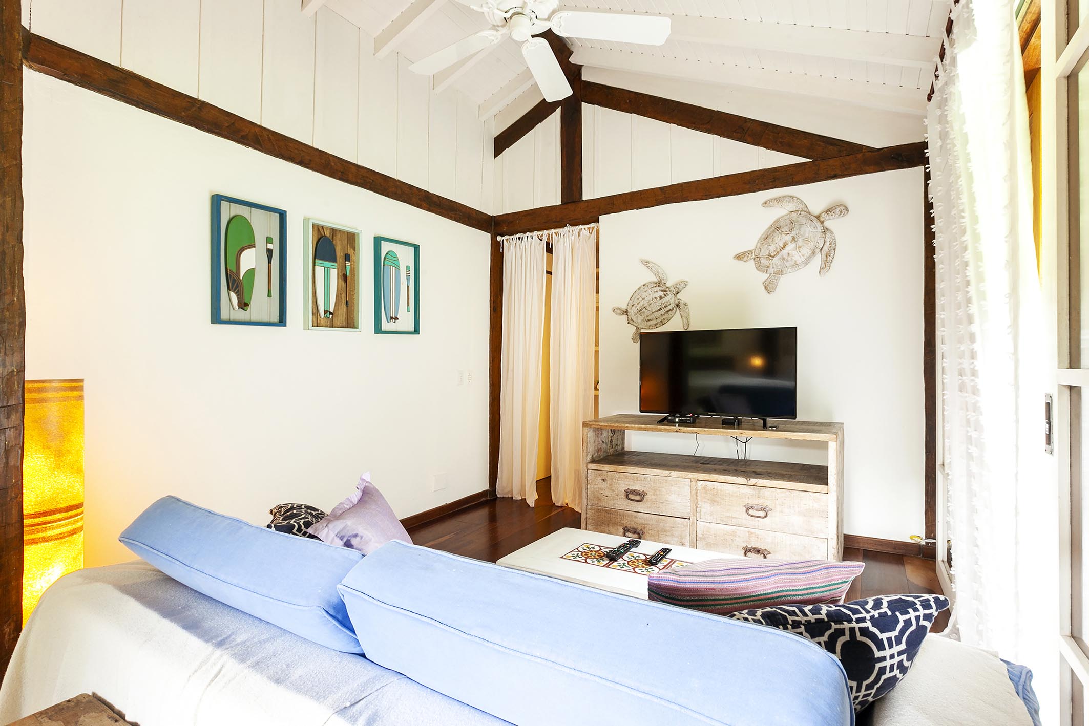  Architect-designed house surrounded by greenery in Maresias - 物件實景