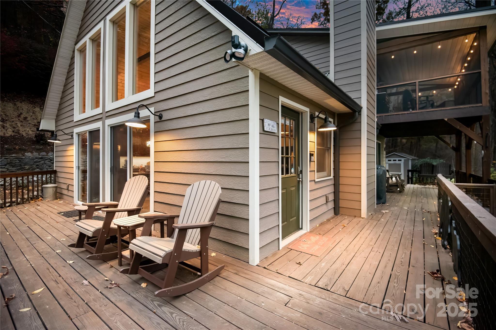 Waynesville, North Carolina, 28785, United States, 3 Bedrooms Bedrooms, ,2 BathroomsBathrooms,Residential,For Sale,1793601