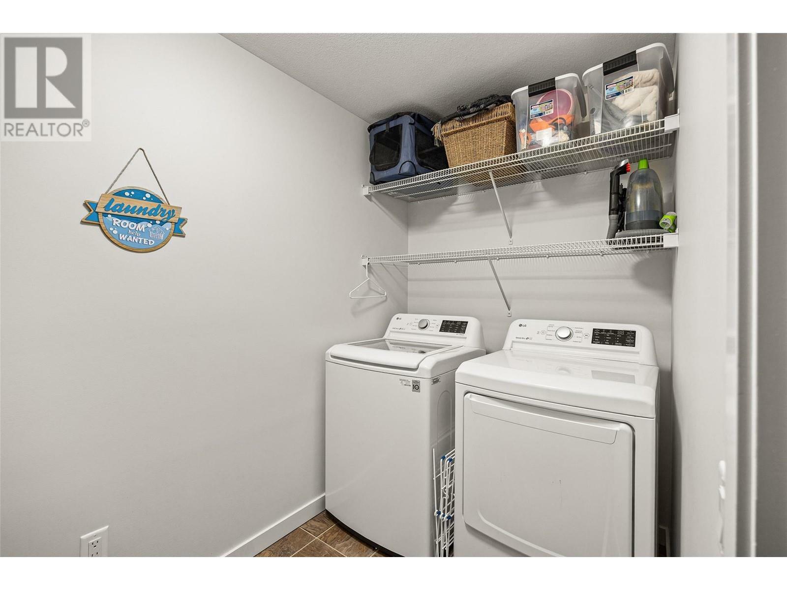 KELOWNA, British Columbia, V1V 2W3, CA, 4 Bedrooms Bedrooms, ,3 BathroomsBathrooms,Residential,For Sale,1838850