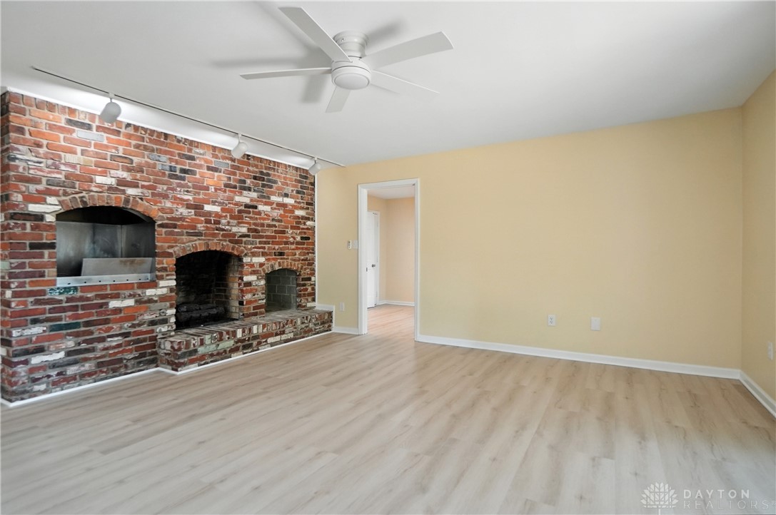 Kettering, Ohio, 45440, United States, 6 Bedrooms Bedrooms, ,3 BathroomsBathrooms,Residential,For Sale,1913800