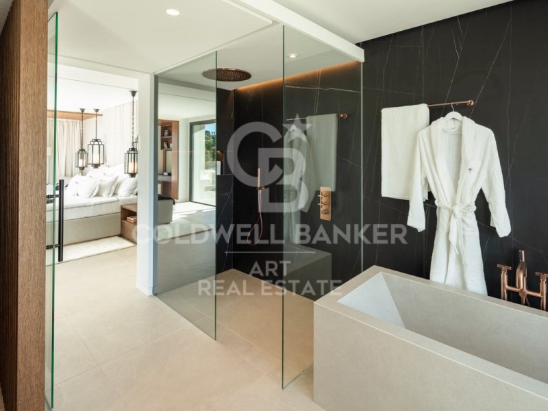 Marbella, Andalusia, ES, 5 Bedrooms Bedrooms, ,5 BathroomsBathrooms,Residential,For Sale,1767913