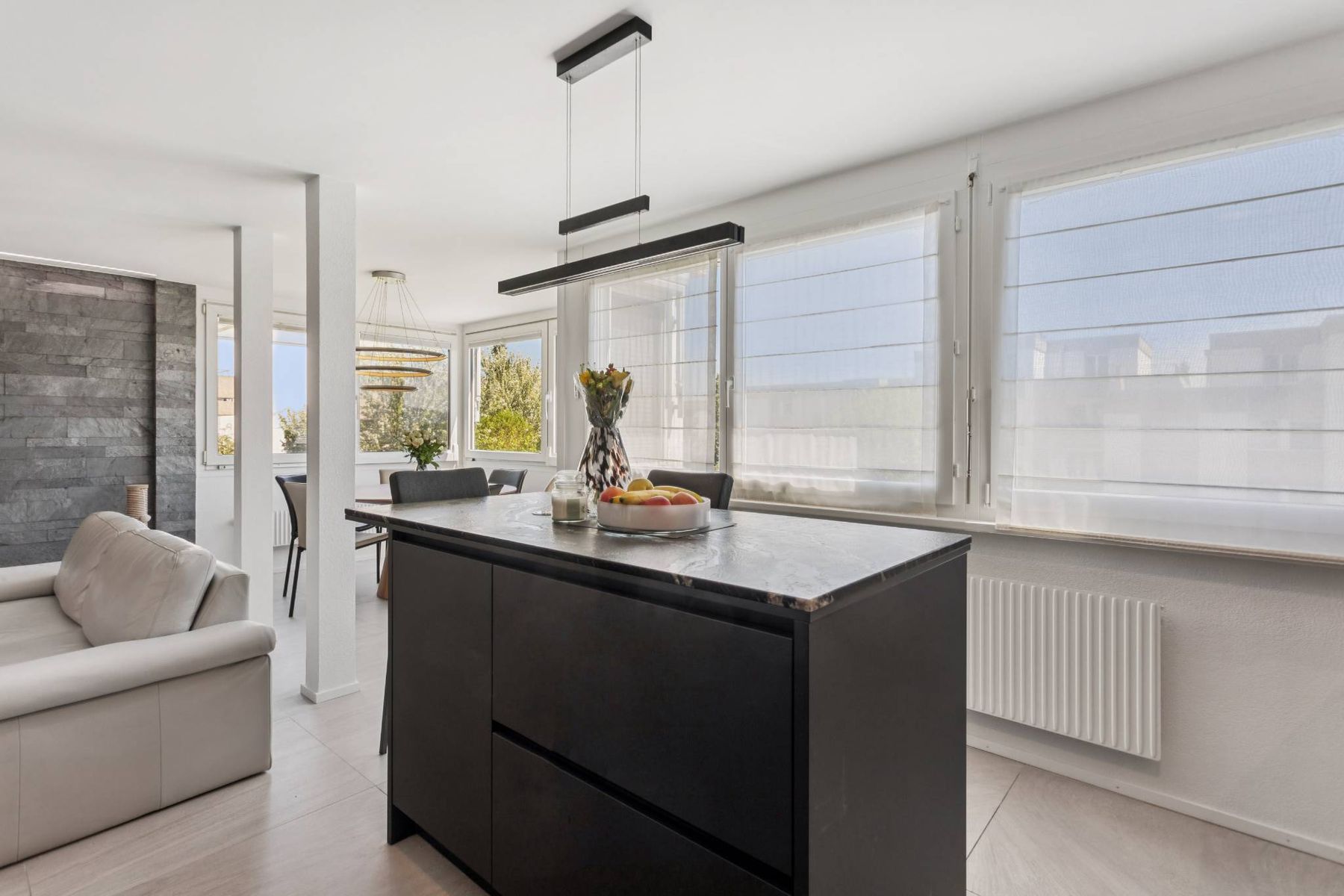  Magnificent renovated 4.5-room apartment - 物件實景