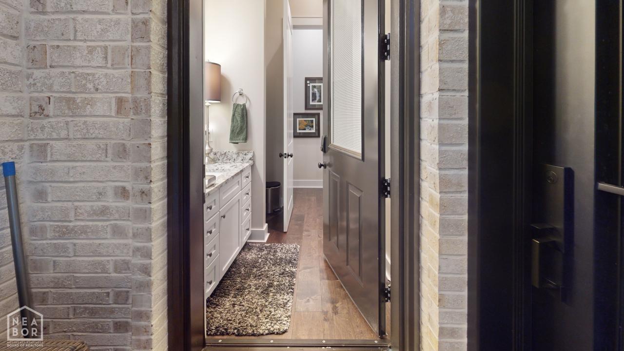 Jonesboro, Arkansas, 72405, United States, 5 Bedrooms Bedrooms, ,5 BathroomsBathrooms,Residential,For Sale,1983308