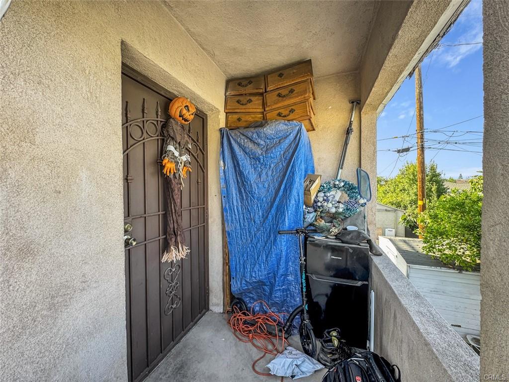 Montebello, California, 90640, United States, 3 Bedrooms Bedrooms, ,3 BathroomsBathrooms,Residential,For Sale,1987402