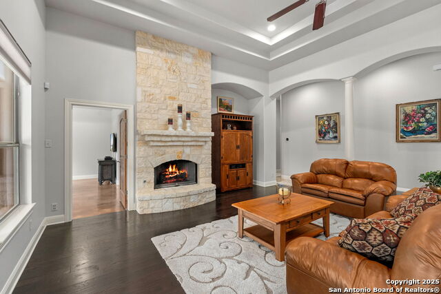 Boerne, Texas, 78006, United States, 4 Bedrooms Bedrooms, ,3 BathroomsBathrooms,Residential,For Sale,1917847