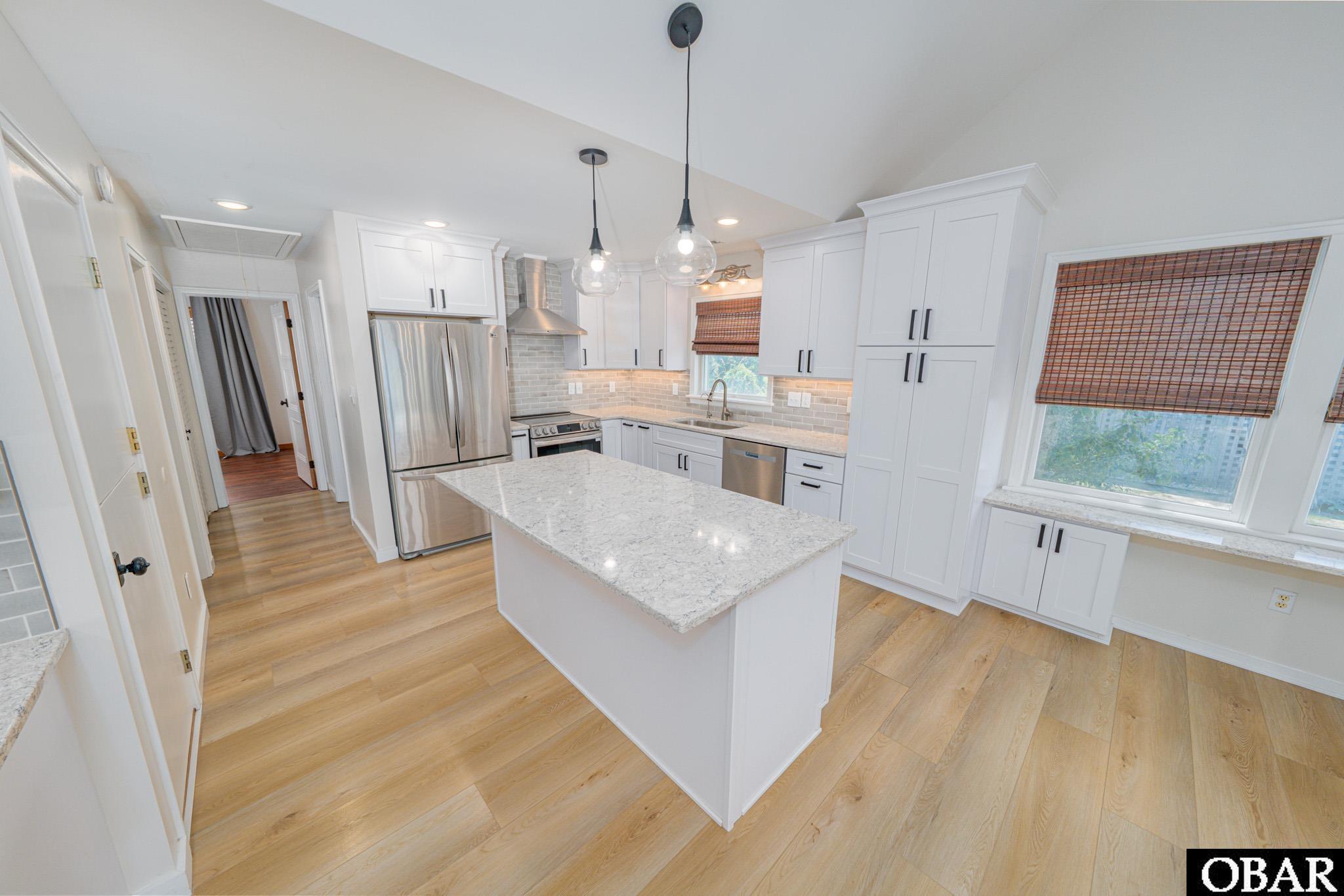 Kitty Hawk, North Carolina, 27949, United States, 3 Bedrooms Bedrooms, ,2 BathroomsBathrooms,Residential,For Sale,1907777