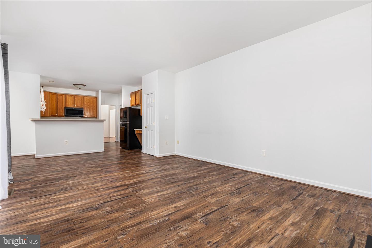 Round Hill, Virginia, 20141, United States, 4 Bedrooms Bedrooms, ,4 BathroomsBathrooms,Residential,For Sale,1987727