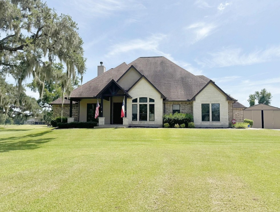 Angleton, Texas, 77515, United States, 4 Bedrooms Bedrooms, ,5 BathroomsBathrooms,Residential,For Sale,1913283