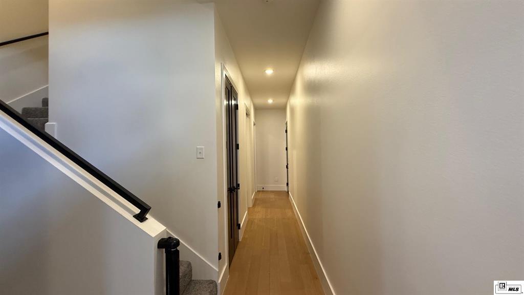 Sterlington, Louisiana, 71280, United States, 4 Bedrooms Bedrooms, ,3 BathroomsBathrooms,Residential,For Sale,1995484