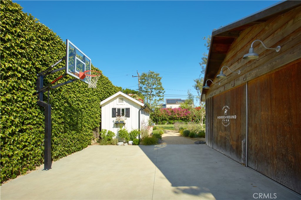 Newport Beach, California, 92660, United States, 4 Bedrooms Bedrooms, ,3 BathroomsBathrooms,Residential,For Sale,1927269