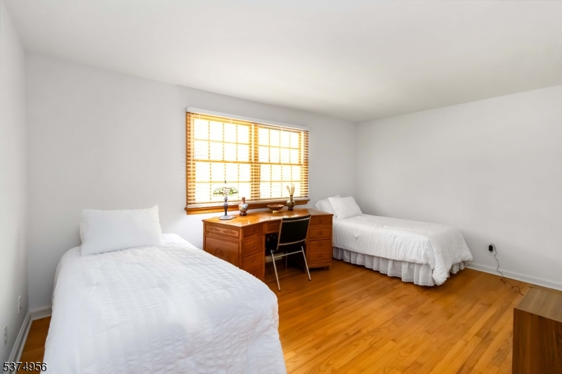Madison Boro, New Jersey, 07940, United States, 4 Bedrooms Bedrooms, ,3 BathroomsBathrooms,Residential,For Sale,1906831