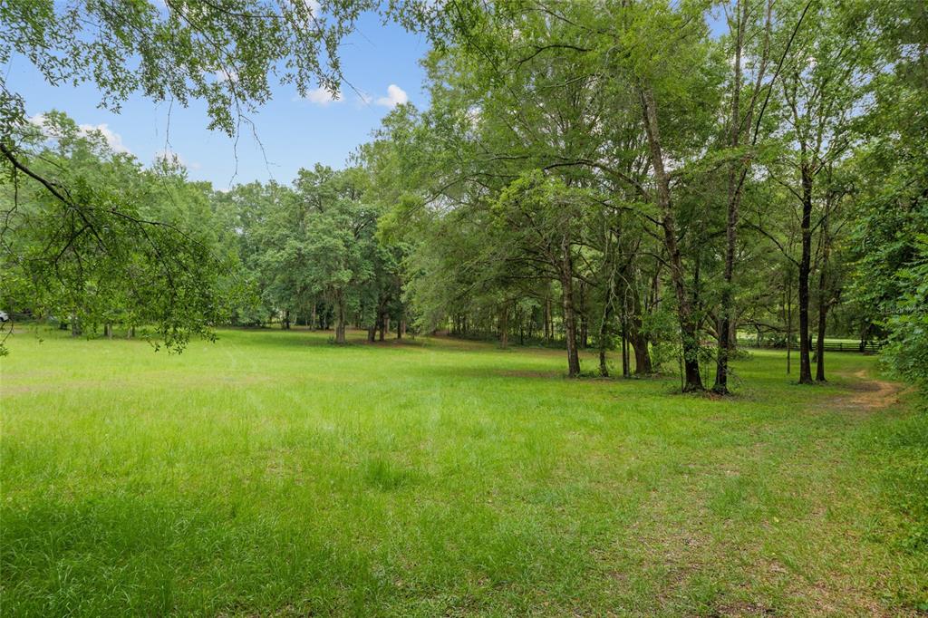 Newberry, Florida, 32669, United States, 3 Bedrooms Bedrooms, ,2 BathroomsBathrooms,Residential,For Sale,1847426