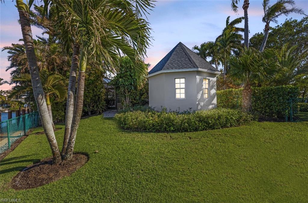 1303 Wahoo Ct, Naples, Florida, 34102, United States, 2 Bedrooms Bedrooms, ,2 BathroomsBathrooms,Residential,For Sale,1303 Wahoo Ct,1594404