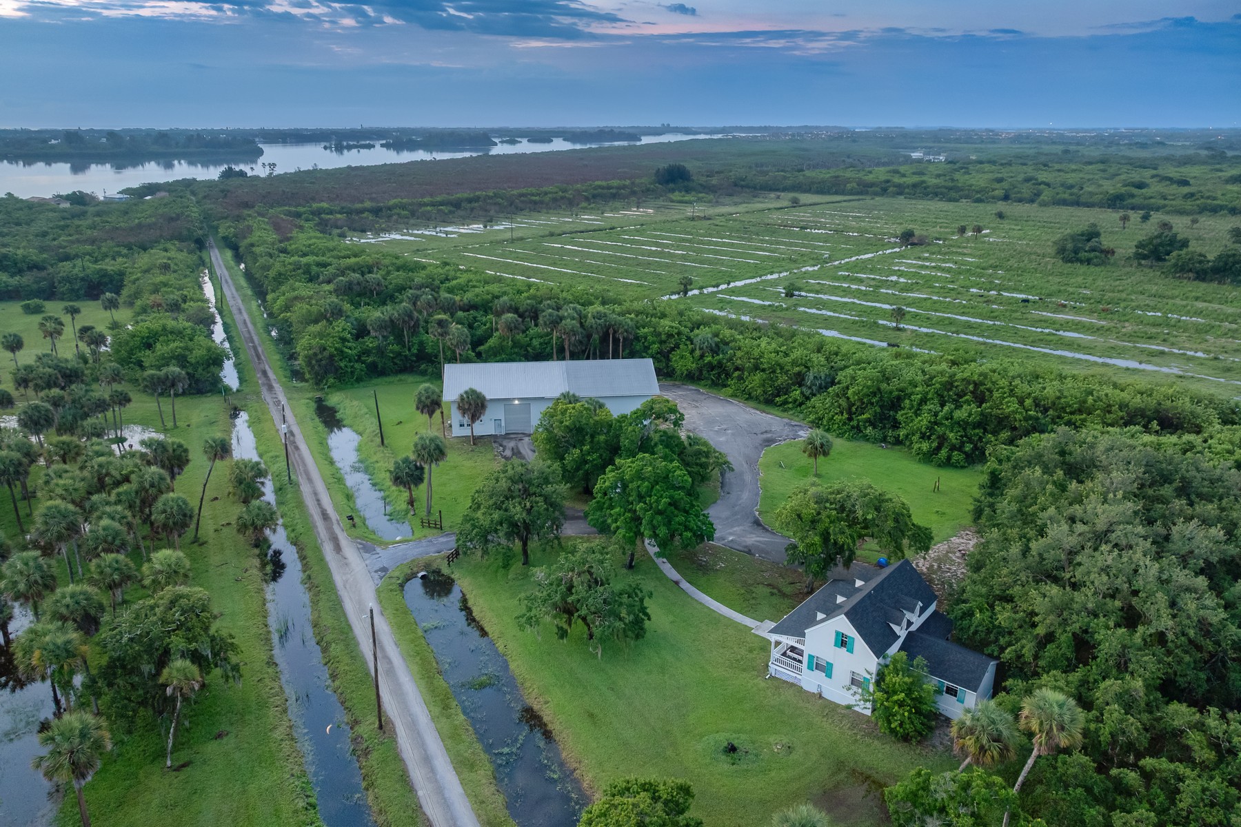  2350 Quay Dock Road, Vero Beach, FL, 32967 - 物件實景
