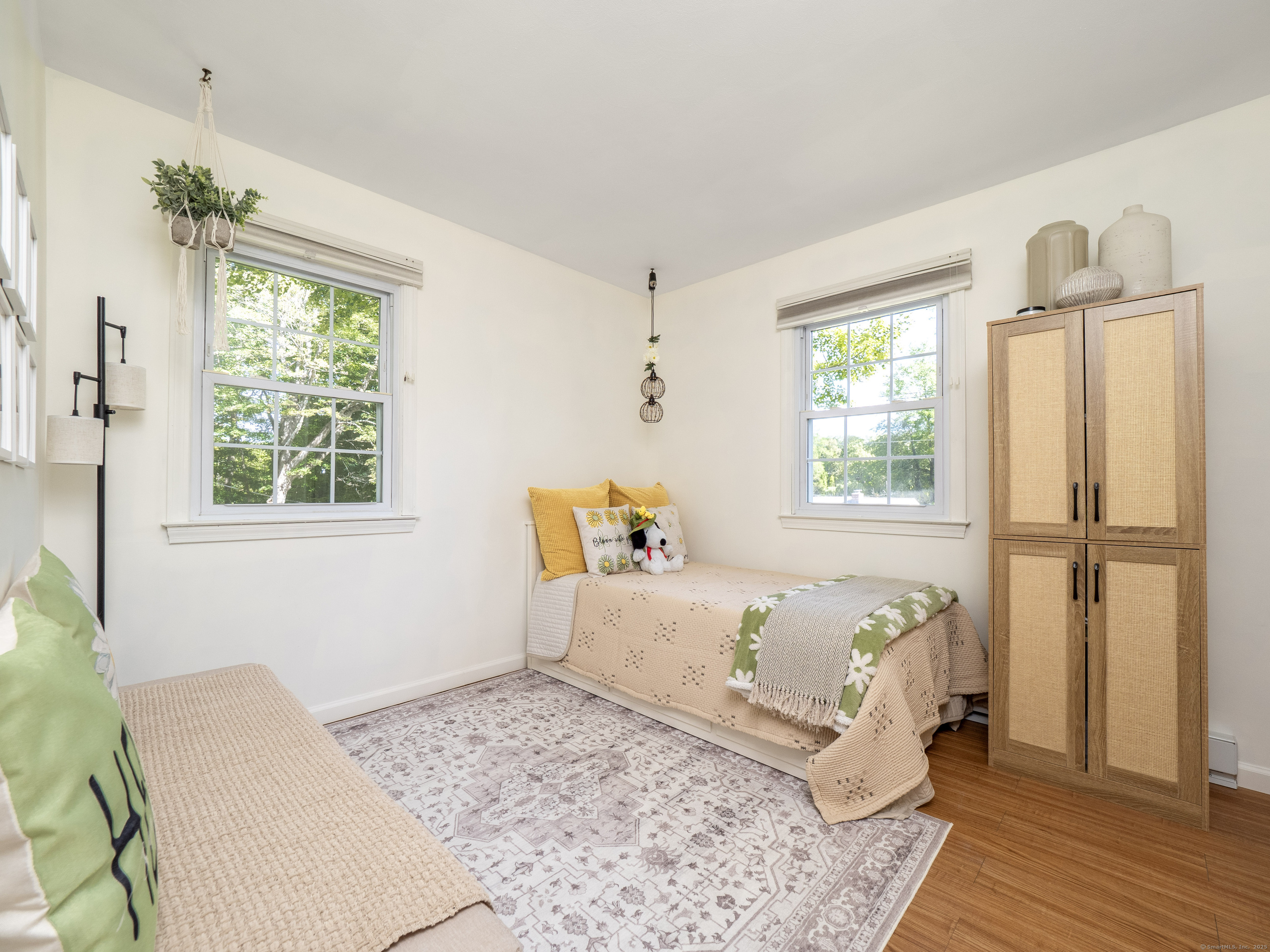 Ridgefield, Connecticut, 06877, United States, 3 Bedrooms Bedrooms, ,3 BathroomsBathrooms,Residential,For Sale,1950980