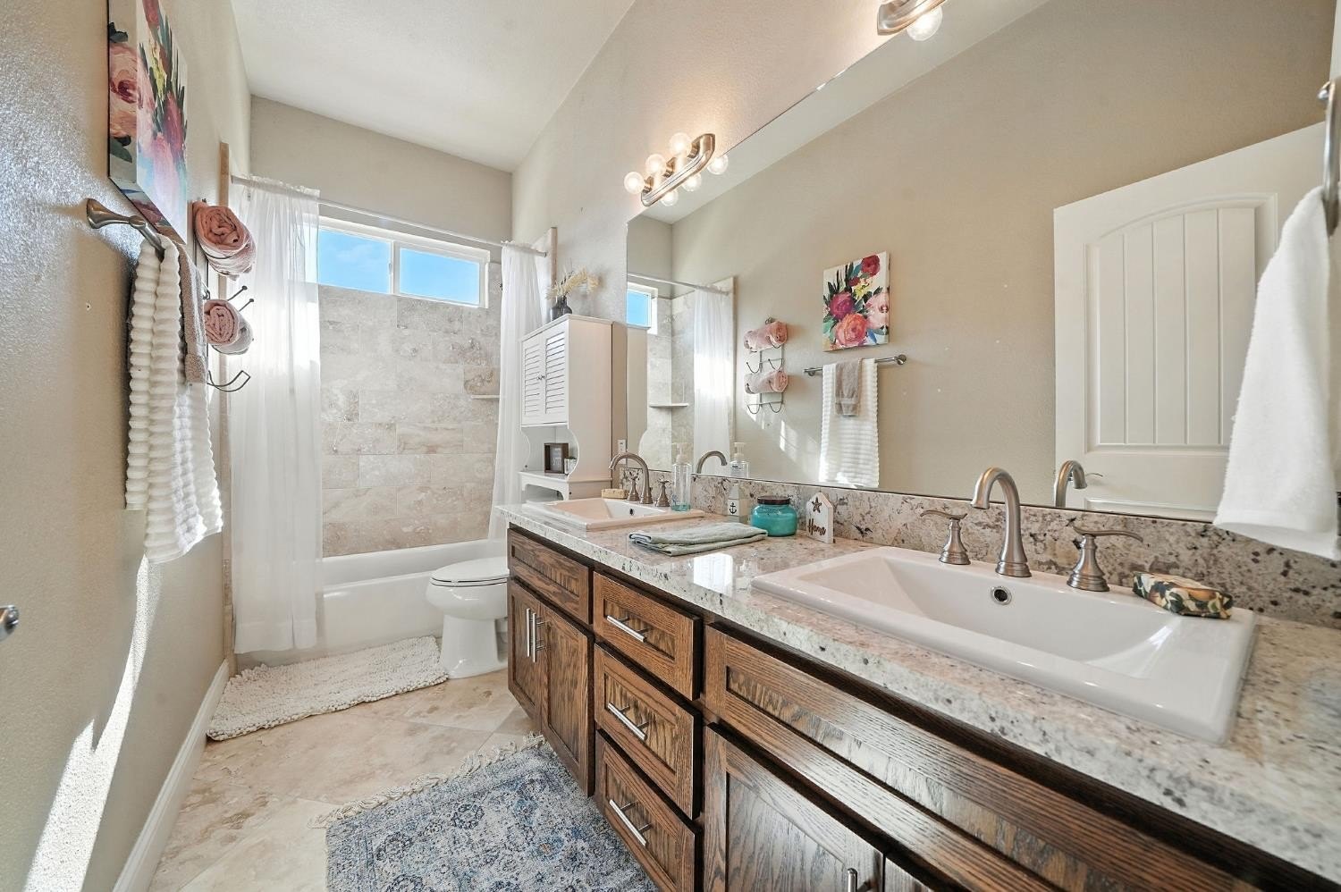 Valley Springs, California, 95252, United States, 3 Bedrooms Bedrooms, ,2 BathroomsBathrooms,Residential,For Sale,1943125