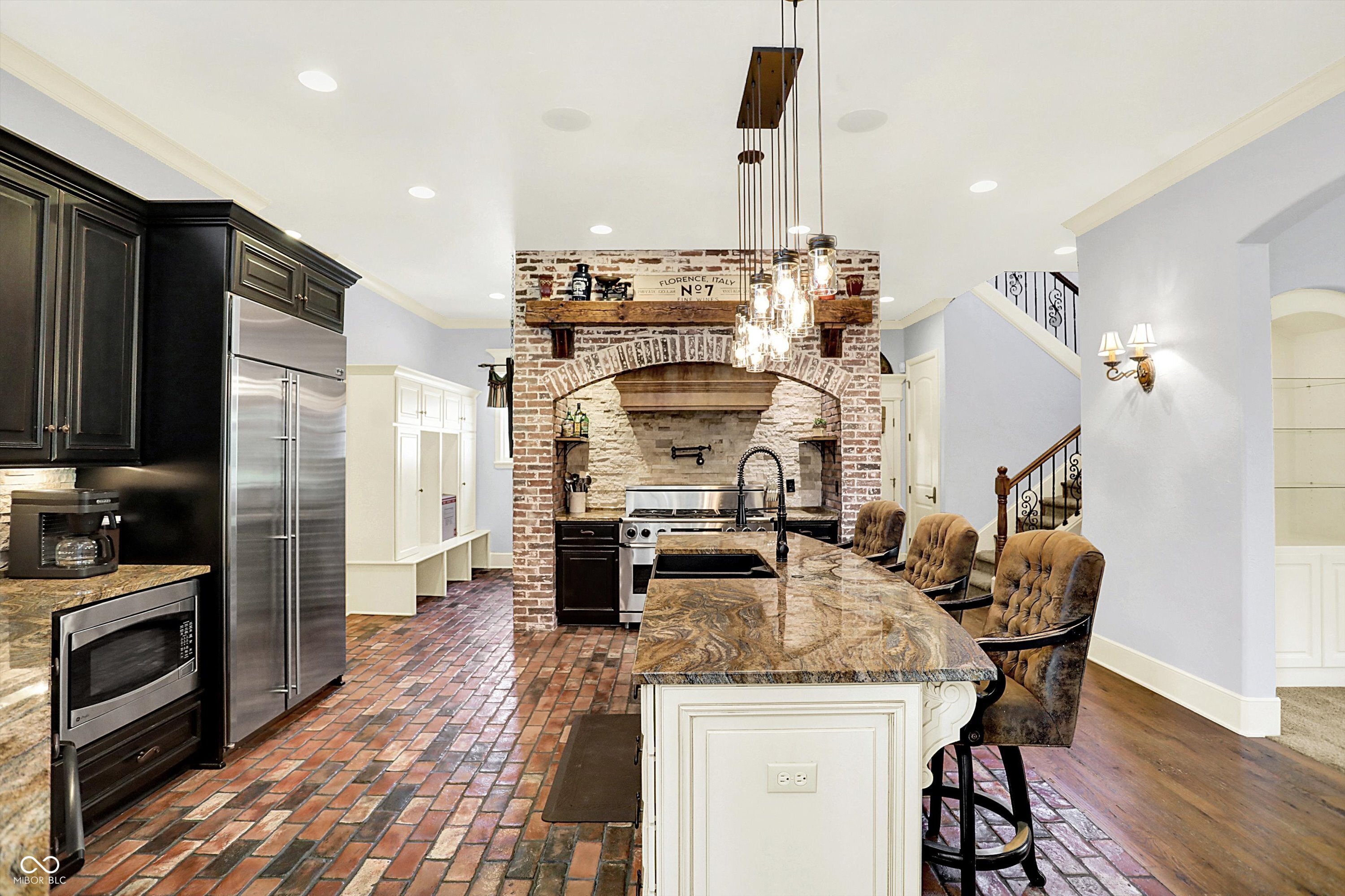 Zionsville, Indiana, 46077, United States, 4 Bedrooms Bedrooms, ,6 BathroomsBathrooms,Residential,For Sale,1978163