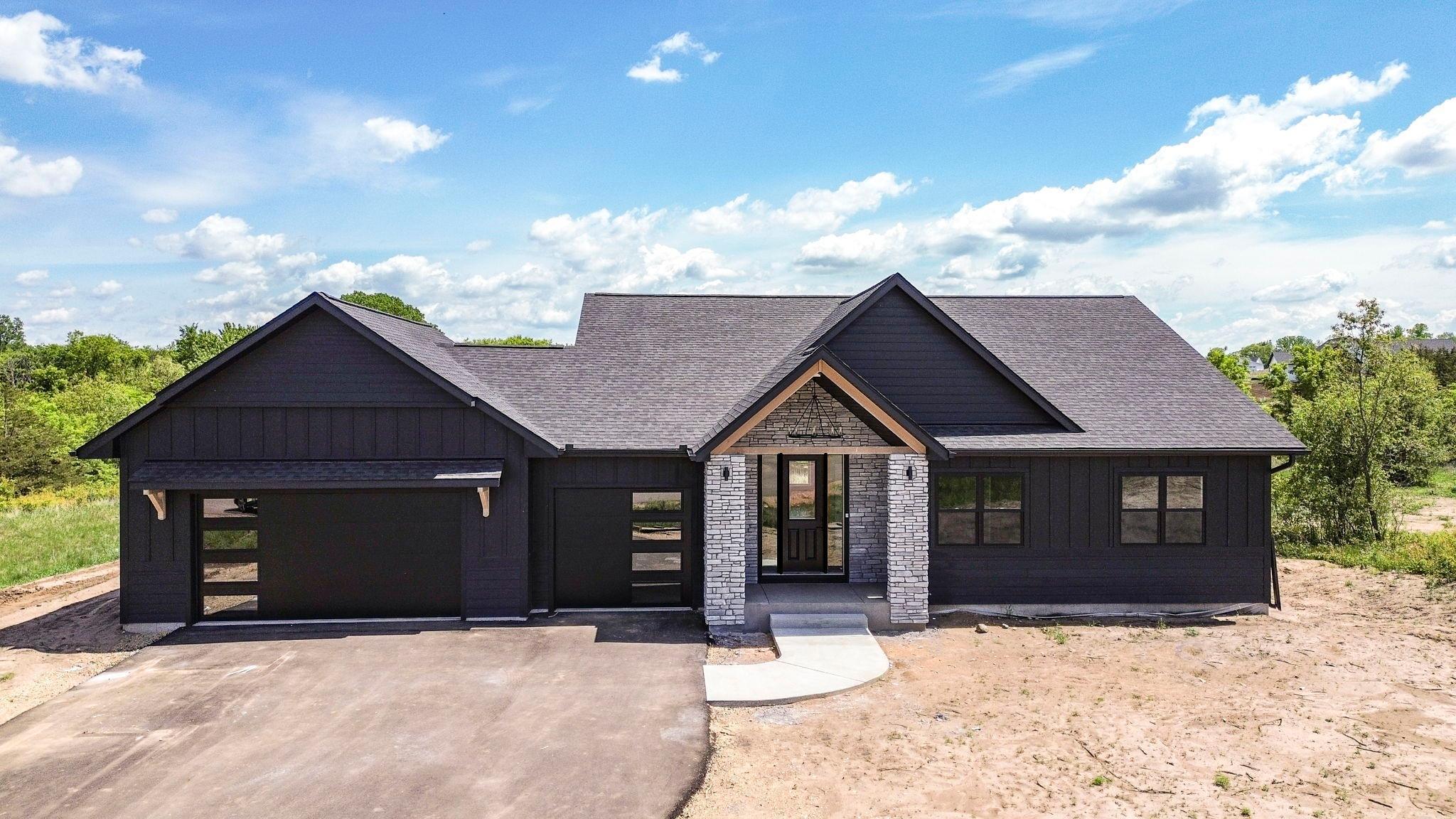 New Richmond, Wisconsin, 54017, United States, 3 Bedrooms Bedrooms, ,2 BathroomsBathrooms,Residential,For Sale,1903402