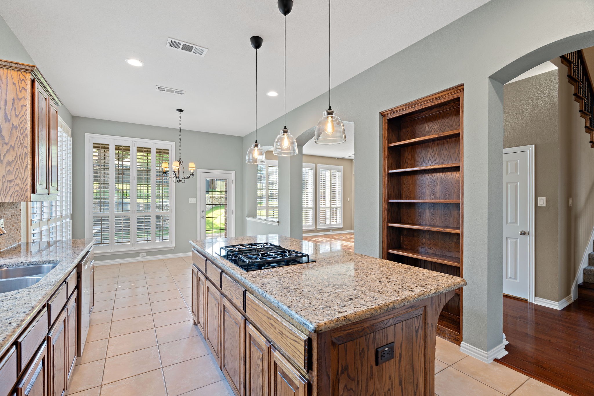 Fort Worth, Texas, 76244, United States, 4 Bedrooms Bedrooms, ,4 BathroomsBathrooms,Residential,For Sale,1901219