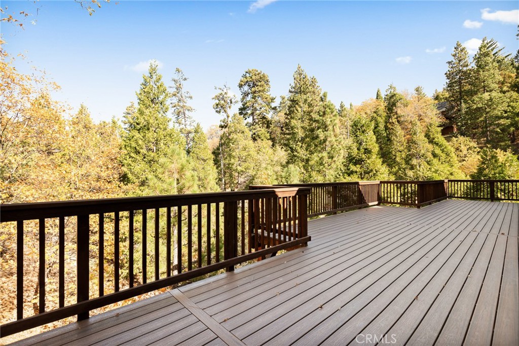 Lake Arrowhead, California, 92352, United States, 4 Bedrooms Bedrooms, ,5 BathroomsBathrooms,Residential,For Sale,1989465