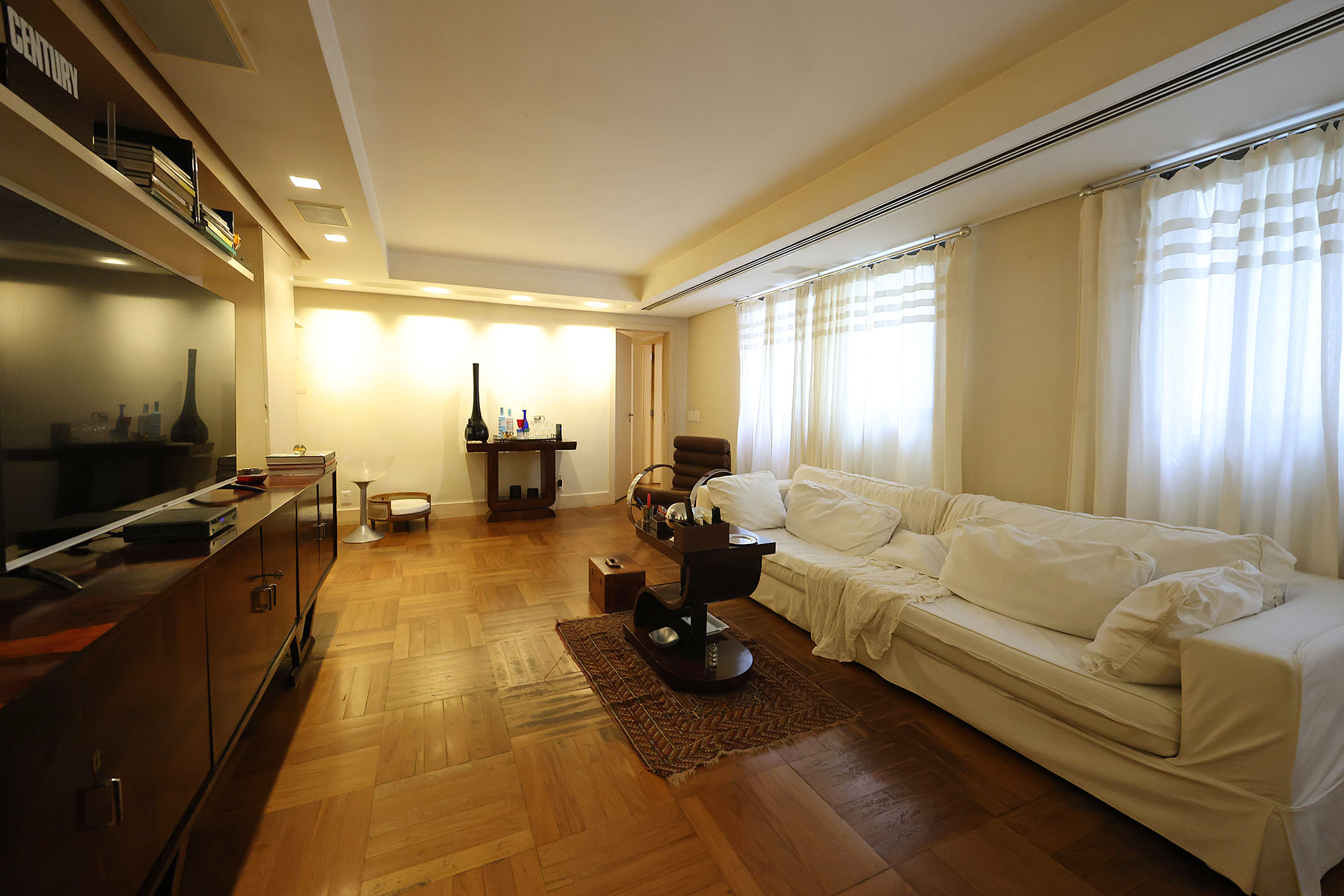  Spacious residence with terrace in a prime Leblon location - 物件實景