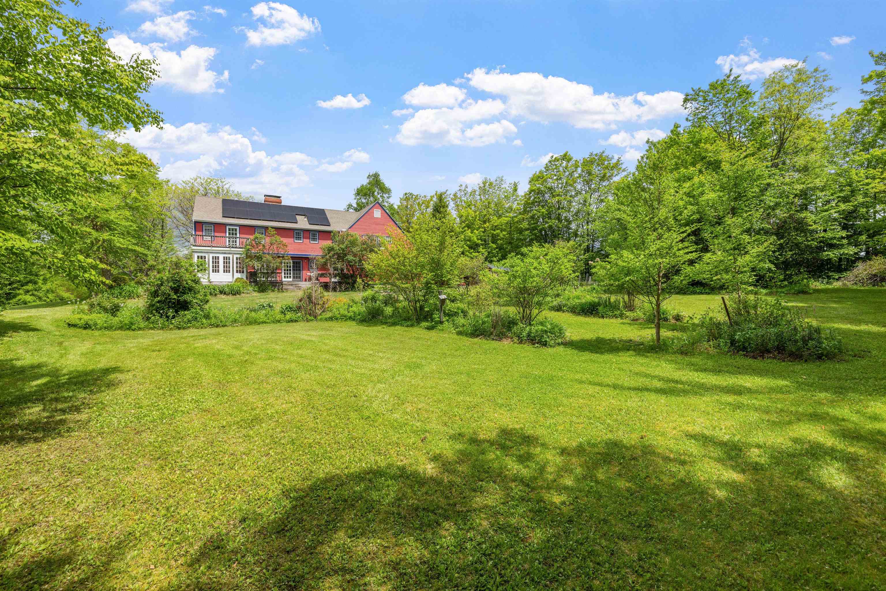 Hillsborough, New Hampshire, 03244, United States, 3 Bedrooms Bedrooms, ,2 BathroomsBathrooms,Residential,For Sale,1840284