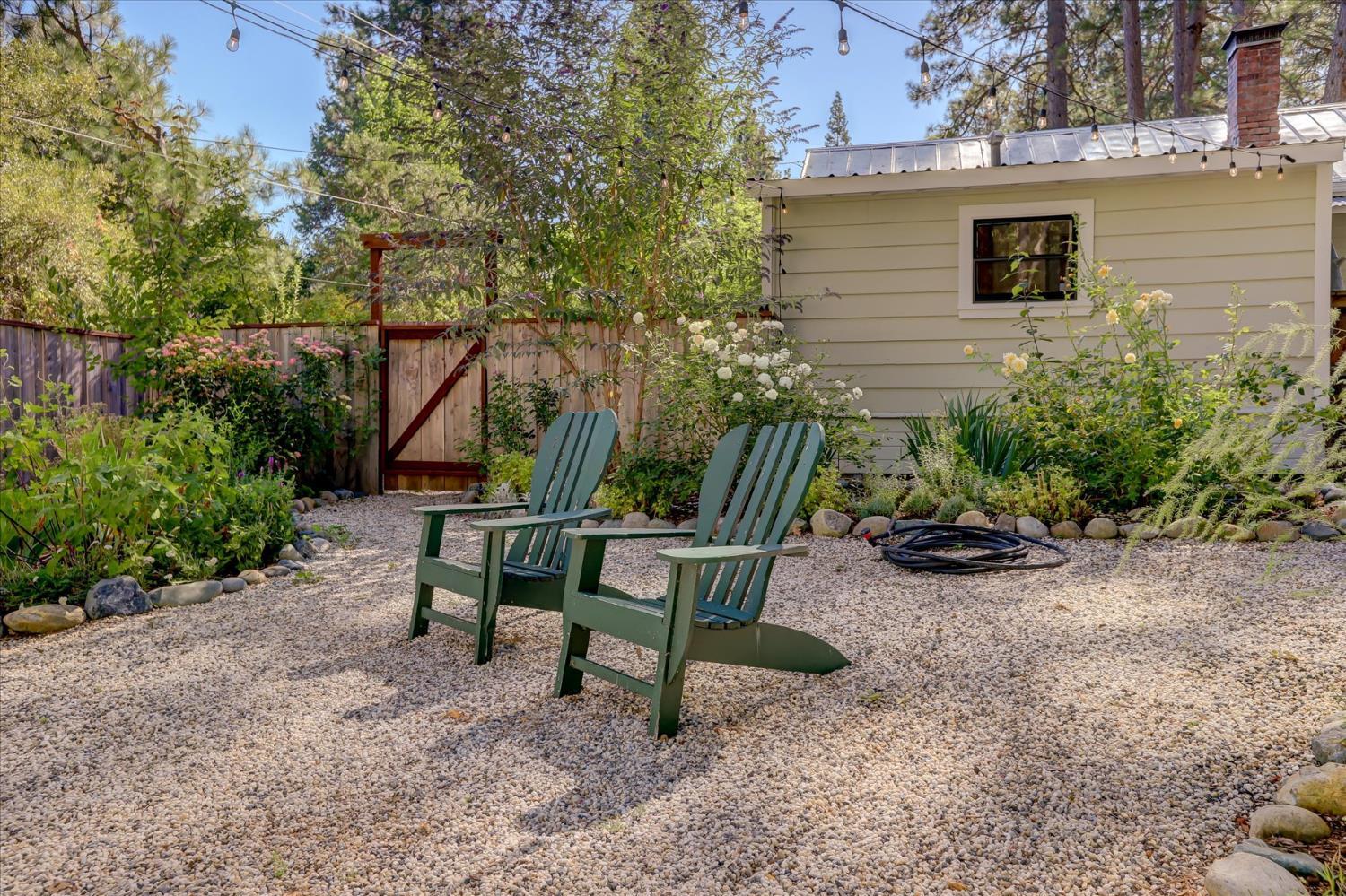 Nevada City, California, 95959, United States, 2 Bedrooms Bedrooms, ,1 BathroomBathrooms,Residential,For Sale,1982930