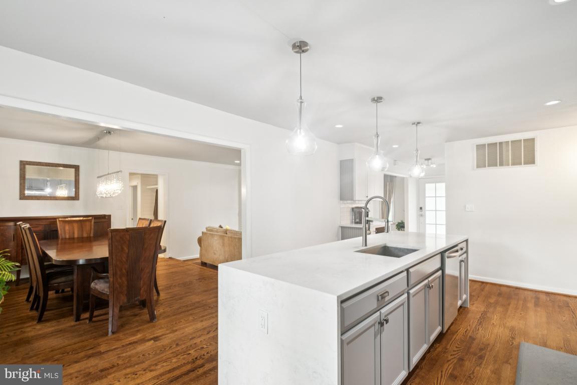 Randallstown, Maryland, 21133, United States, 4 Bedrooms Bedrooms, ,4 BathroomsBathrooms,Residential,For Sale,1927801