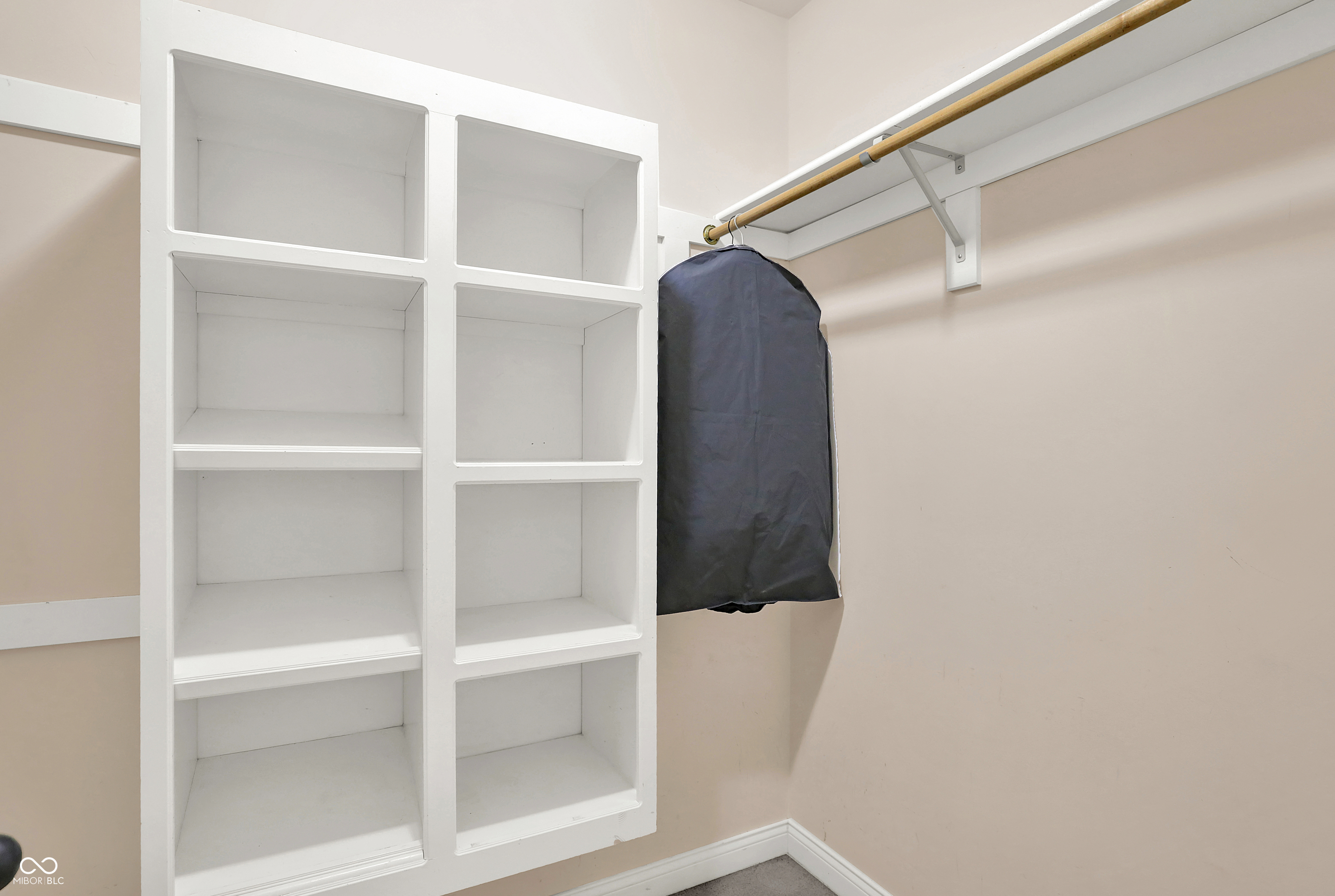 Zionsville, Indiana, 46077, United States, 5 Bedrooms Bedrooms, ,5 BathroomsBathrooms,Residential,For Sale,1978641