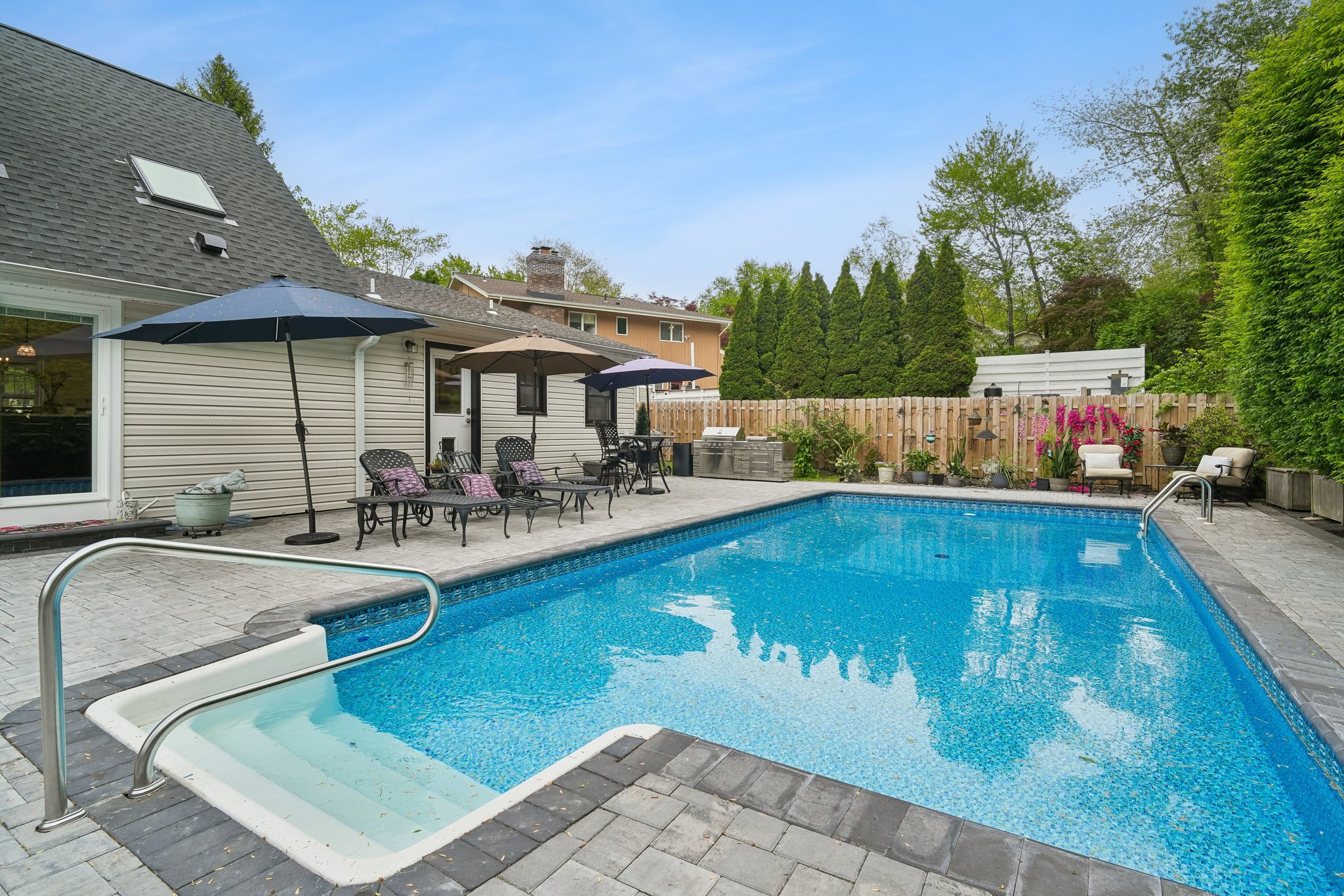  11 Auriemma Court, Roxbury Township, NJ 07850 - 物件實景