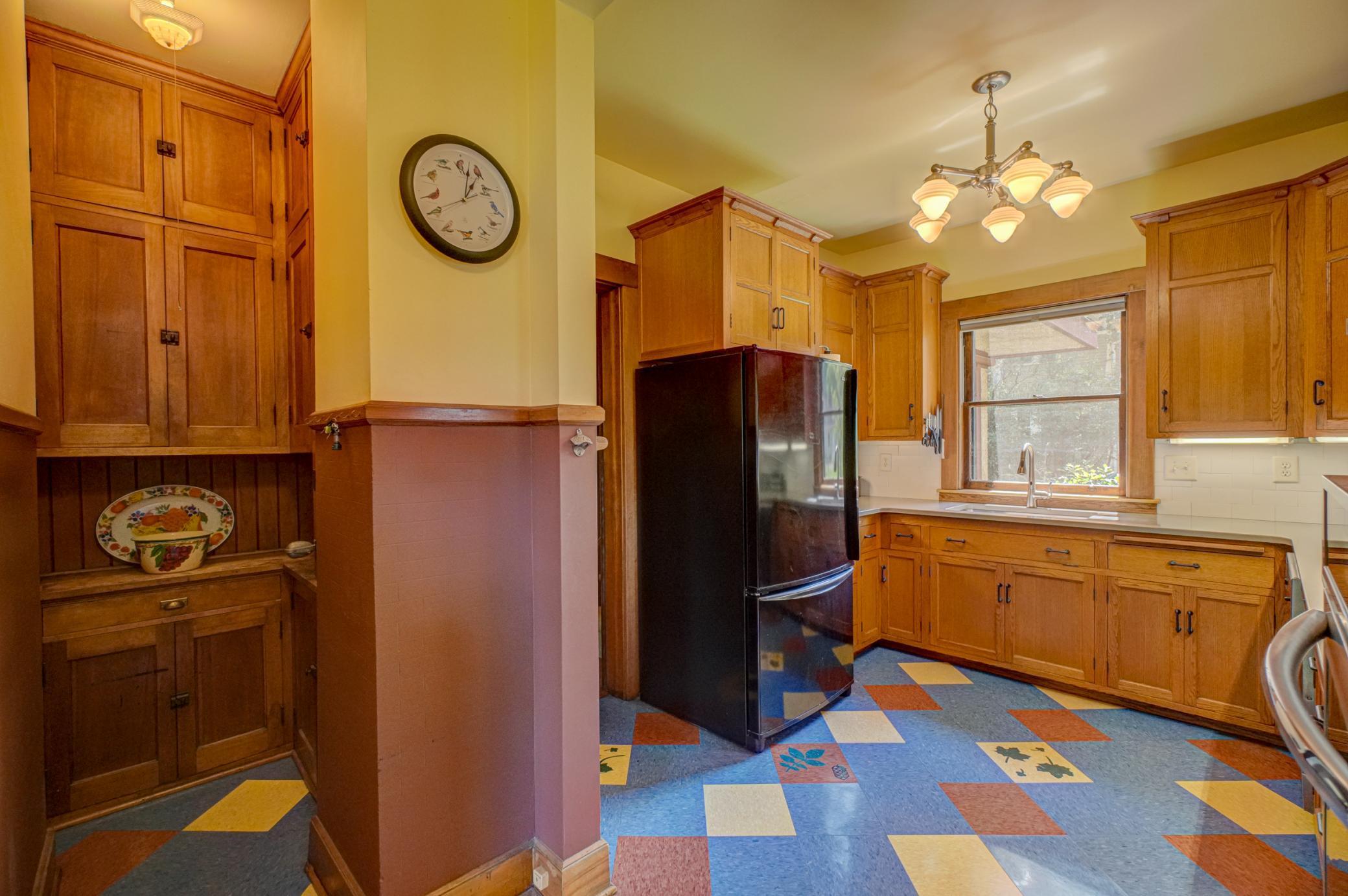 Stillwater, Minnesota, 55082, United States, 4 Bedrooms Bedrooms, ,2 BathroomsBathrooms,Residential,For Sale,1916942