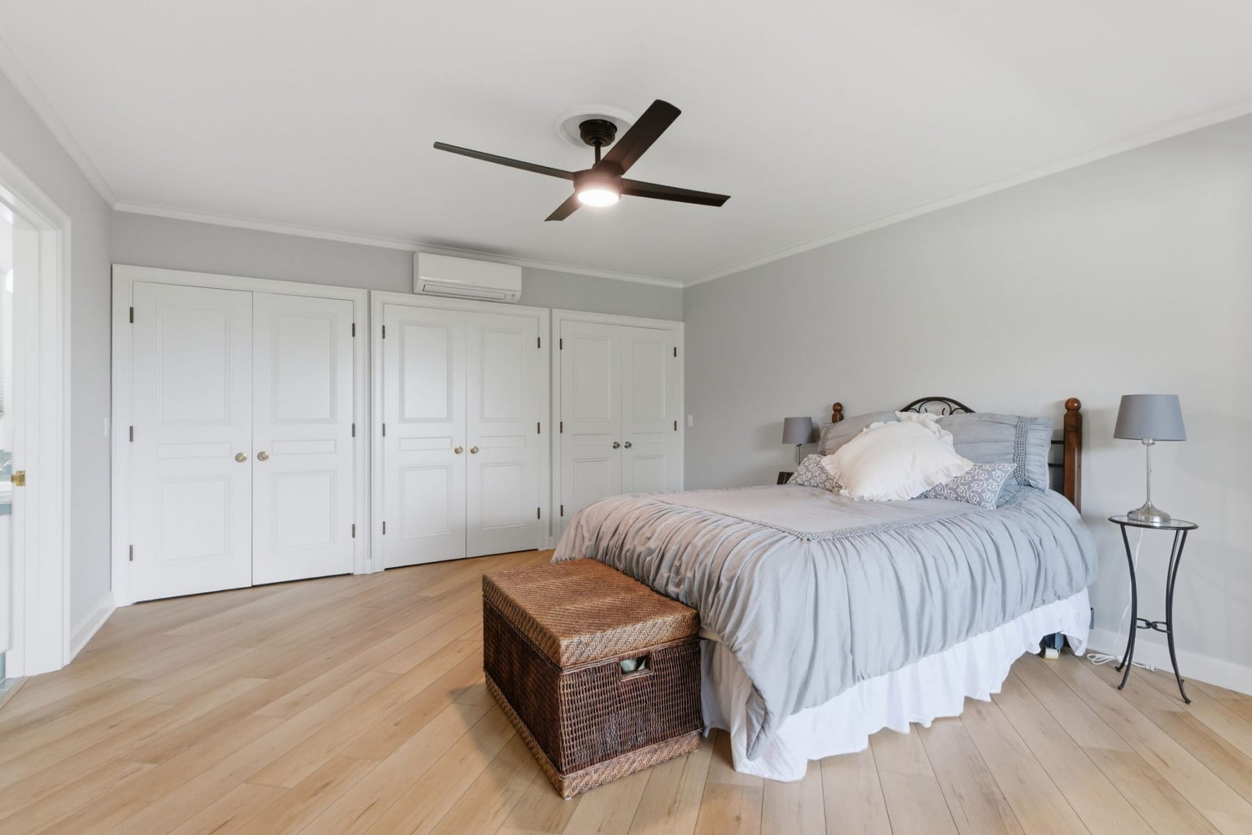  12048 SW CAFFALL LN Tigard, OR 97224 - 物件實景