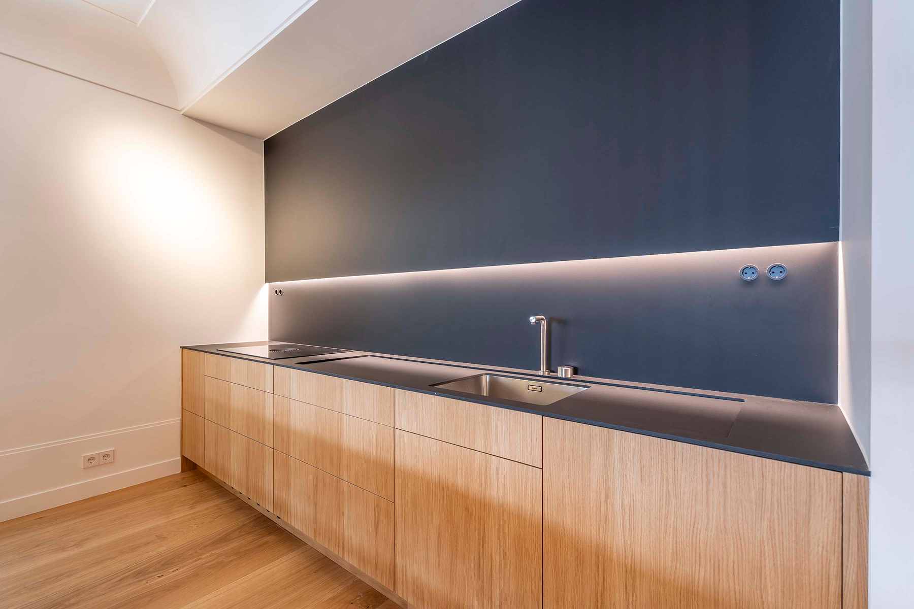  Exclusive 4th floor with garage and designer renovation in Justicia. Madrid - 物件實景