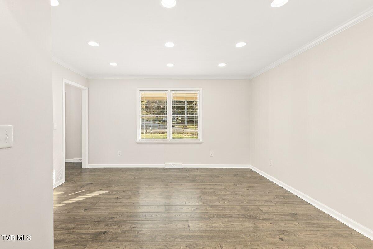 Gray, Tennessee, 37615, United States, 4 Bedrooms Bedrooms, ,3 BathroomsBathrooms,Residential,For Sale,1979136