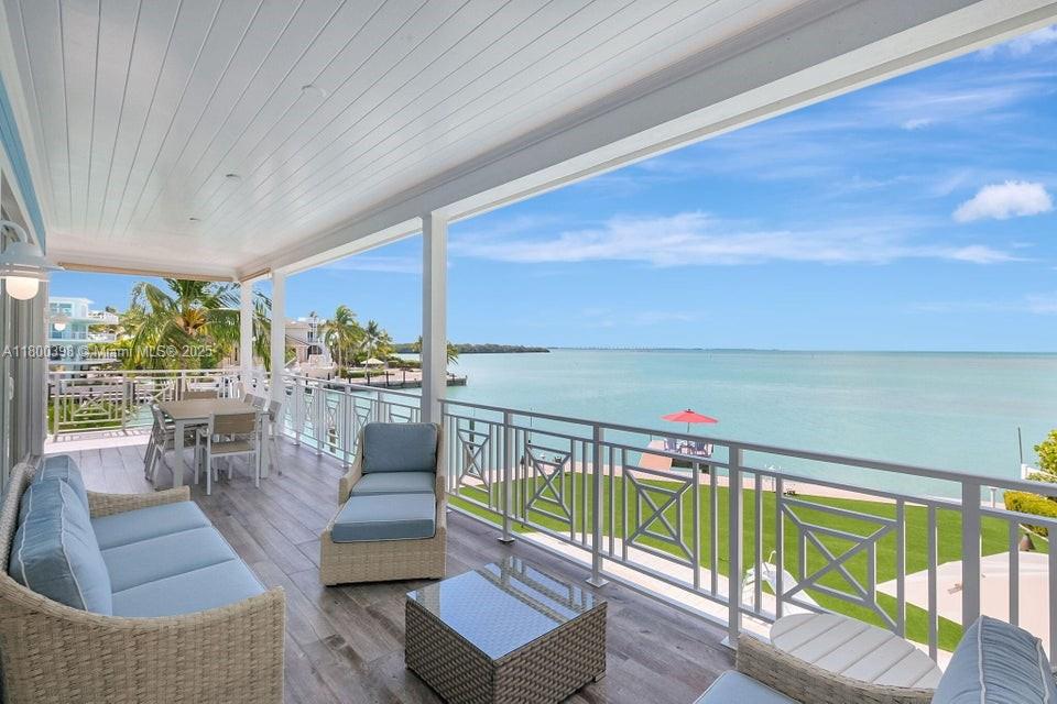 Islamorada, Florida, 33036, United States, 8 Bedrooms Bedrooms, ,10 BathroomsBathrooms,Residential,For Sale,1807381